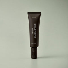 LONGTAKE solid perfume with spout tip for precise pulse-point application