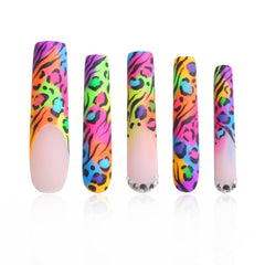LOVFUL Press on Nails Illusion with full crystal cover for salon-quality shine.