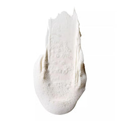 Mac Cosmetics Hyper Real Fresh Canvas cleanser lather shows creamy-to-foam transition for refreshed skin.