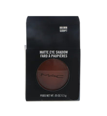 MAC Eye Shadow Matte Brown Script on-eye image illustrating seamless blending and definition.