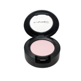 MAC Eye Shadow Yogurt 1.5g — rich pigment for versatile day-to-night looks.