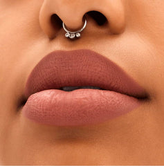 MAC Locked Kiss 24 Hour Lipstick 61 Mischief cream texture close-up highlights comfortable, budge-proof wear