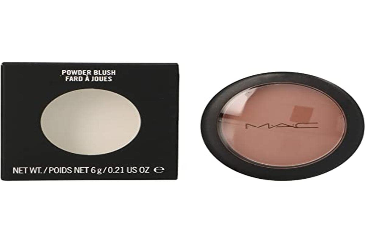 MAC Powder Blush Harmony close-up showing silky color for even, natural glow.