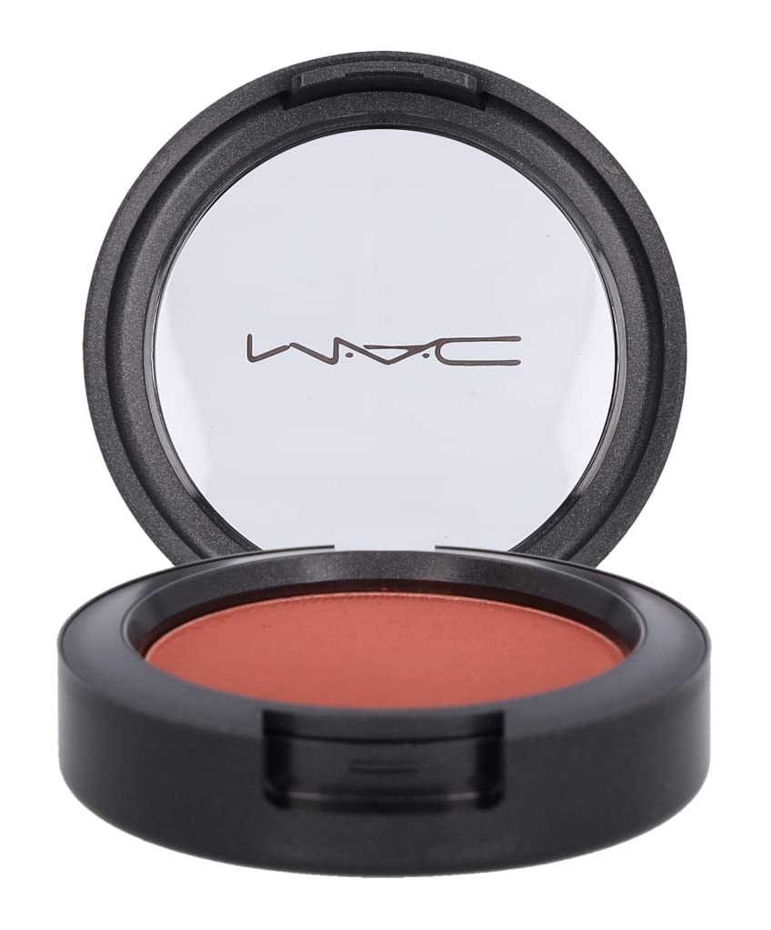 MAC Raizin blush packaging highlights travel-friendly design.