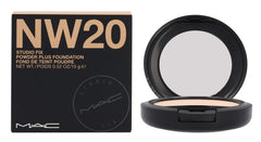MAC Studio Fix NW20 application-brush—easy blending for even medium-to-full coverage.