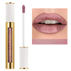 MAKI YIKA metallic pink lipstick close-up reveals pearlescent shine.