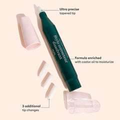 Manucurist acetone-free remover bottle highlights plant-based formula and hydration.