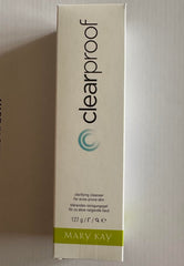 Mary Kay Clear Proof Clarifying Cleansing Gel closeup label shows 2% salicylic acid.