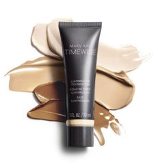 Mary Kay TimeWise Luminous 3D Foundation Ivory C110 packaging on display