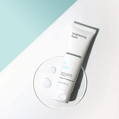 Mesoestetic Brightening Foam pour shows an easy, rinse-off lather for refreshed skin.