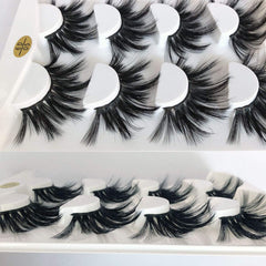 MIKIWI fluffy crossed lashes create voluminous, dimensional eye definition.