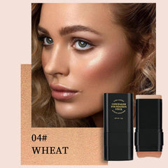 Minfei brush-end close-up highlighting precise blending around eyes and lips