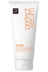 Mise En Scene Perfect Serum bottle pour shows easy, even distribution.