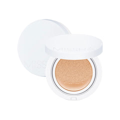 MISSHA Magic Cushion Moist Up emballage compact pour hydratation et teint lumineux.