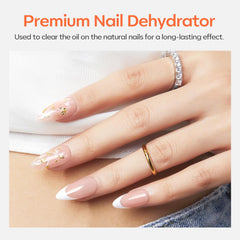 Application demo of Modelones Nail Dehydrator for gel or acrylic prep