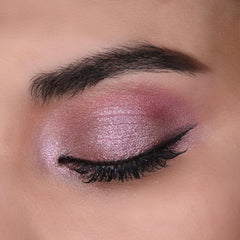 Moira Chroma Light Shadow 003 Kiss and Tell creamy blend for seamless application