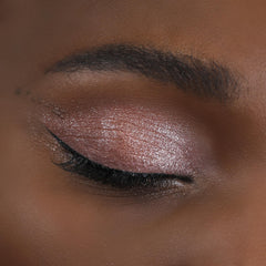 Moira Chroma Light Shadow 005 Sugar Crush offers lasting color from day to night