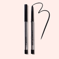 Moira Statement Gel Liner 002 black during application for dramatic defined look