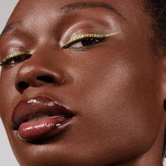 Morphe Lightform Dewy Foundation packaging box showcases premium design.