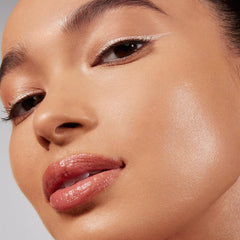 MORPHE Lightform Dewy Foundation swatches reveal buildable medium coverage