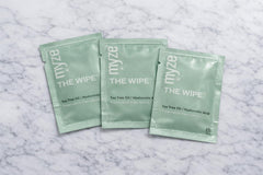 Myze The Wipe enriched with hyaluronic acid hydrates the eye area during use.