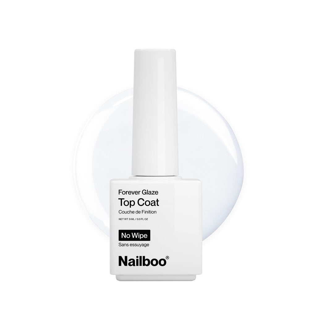 Nailboo Premier Forever Glaze Top Coat bottle delivers a glassy, long-lasting shine.