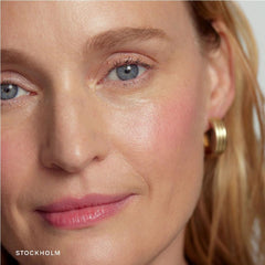 Close-up of buildable pigment in NAPH M Flush Balm Blush