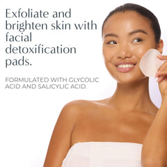 NassifMD Detox Pad wipe application demonstrates quick pore-care in daily routine.