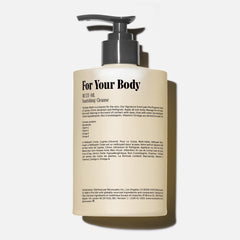Nécessaire Cypress-Citron body wash foam showing rich lather