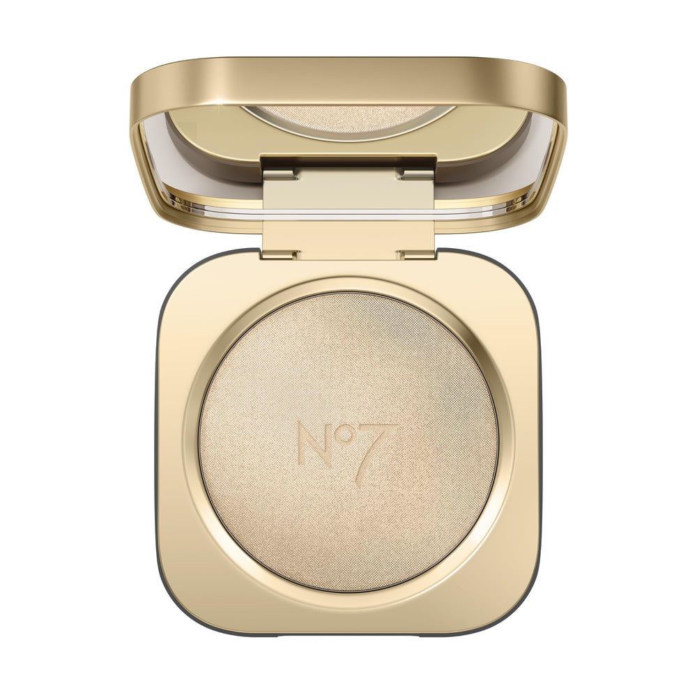 No7 Radiant Glow Powder Highlighter packaging highlights compact, travel-friendly design.