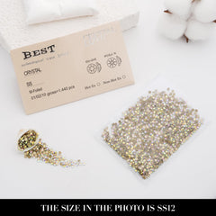 Starburst 16-facet rhinestones delivering high light reflection.