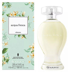 Close-up of the bottle cap emphasizing premium fragrance quality and longevity.