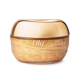 O BOTICÁRIO Lily shimmering gel bottle glow for radiant skin.