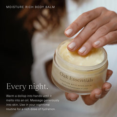 Oak Essentials Sea Buckthorn oil berry detail with vibrant berries and nourishment.