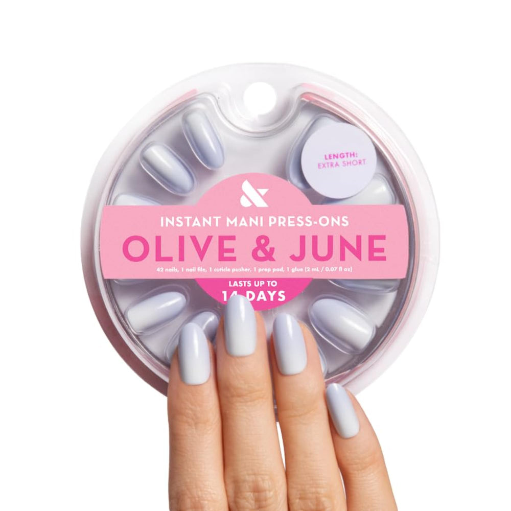 Olive & June Instant Mani nails on hand show realistic at-home salon look
