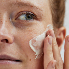 PAI SKINCARE Love Haight jasmine scent for a gentle aromatherapy experience.