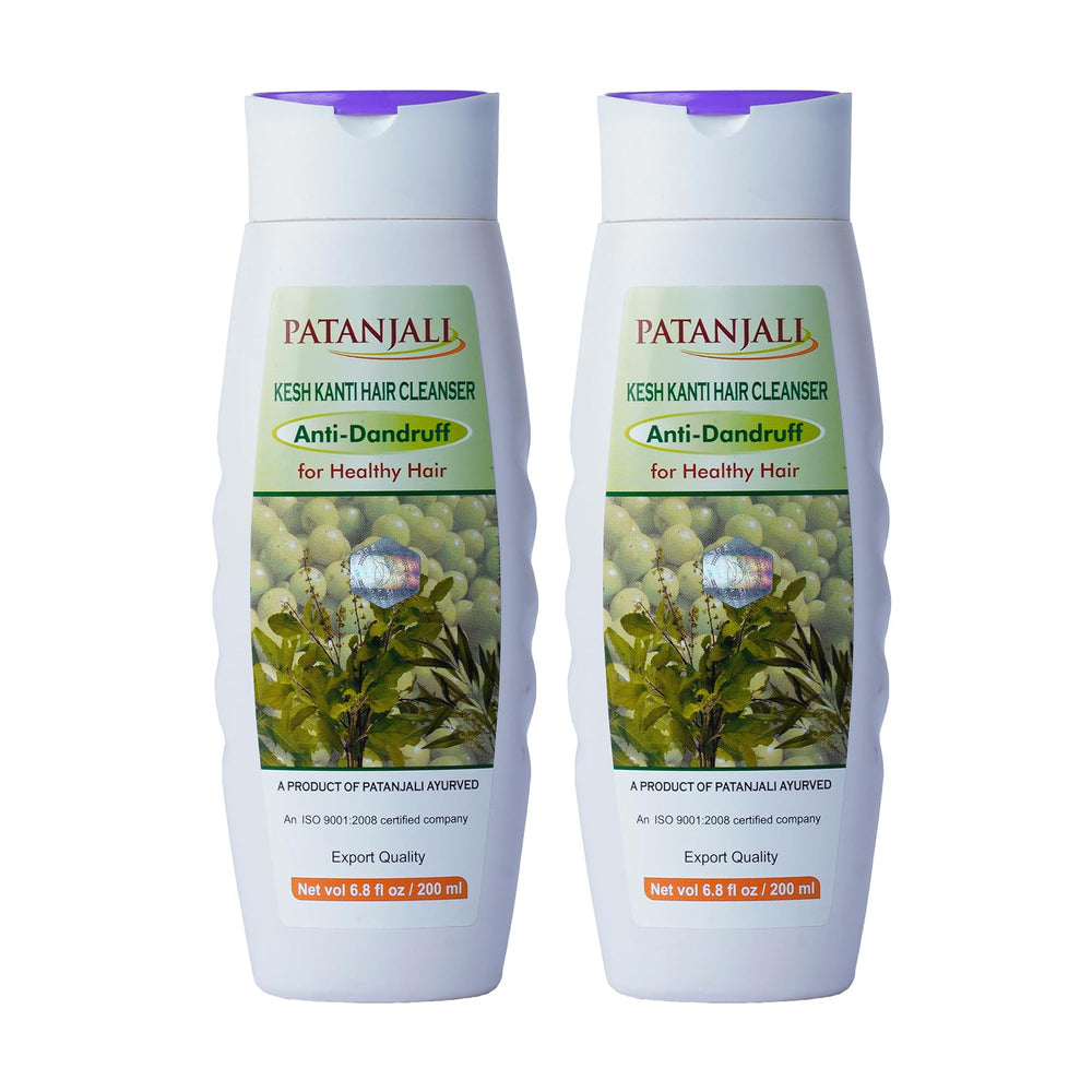 Patanjali Kesh Kanti anti-dandruff shampoo bottle front highlighting gentle scalp cleansing