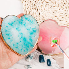 Pengxiaomei resin nail palette blue tone versatile for gel color mixing and display.