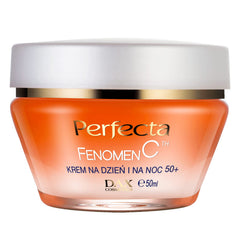 Perfecta Fenomen C cream texture close-up for rich moisturization.