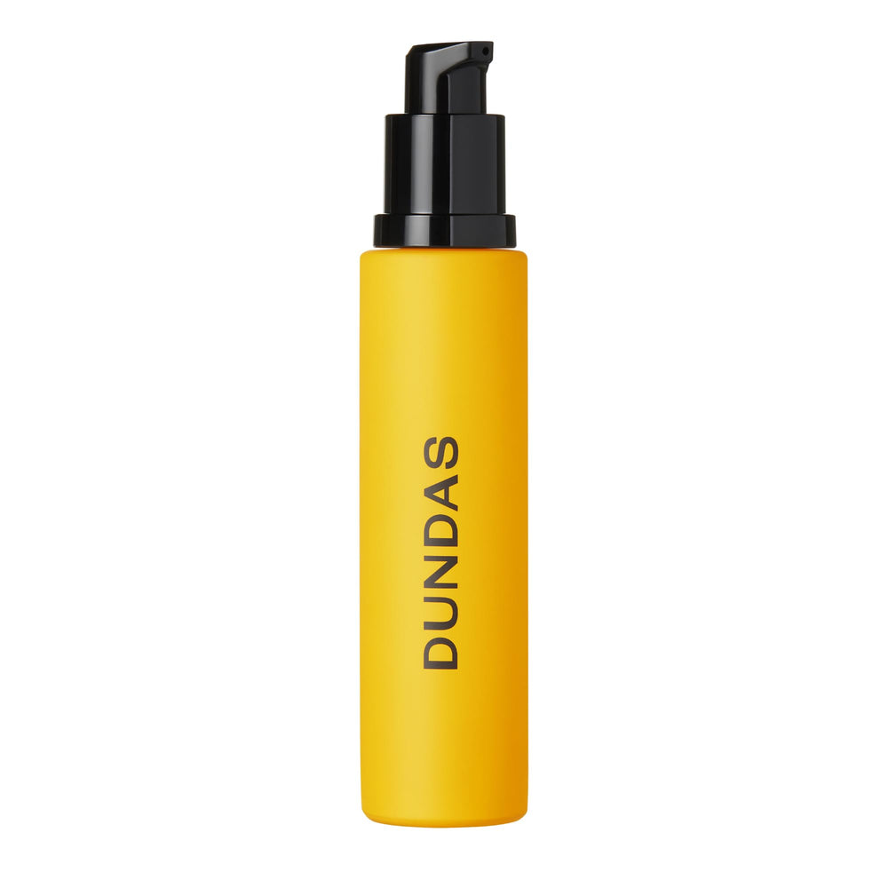 Peter Dundas tinted moisturizer bronze glow on the face for dewy radiance.