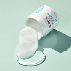 PHYSIOGEL Red Soothing Cica Balance Pad – closeup showing hydrating, soothing ingredients.