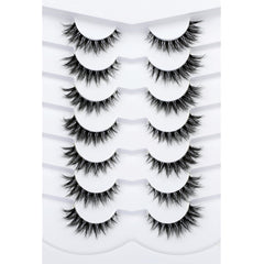 Pooplunch false eyelashes with invisible band for a natural cat-eye look.