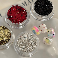 PowPop 3D heart and star nail flakes in gold and silver for eye-catching details.