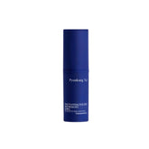 Pyunkang Yul PKY Multi Balm 8g sur le visage, les lèvres et le corps, hydratation nourrissante.