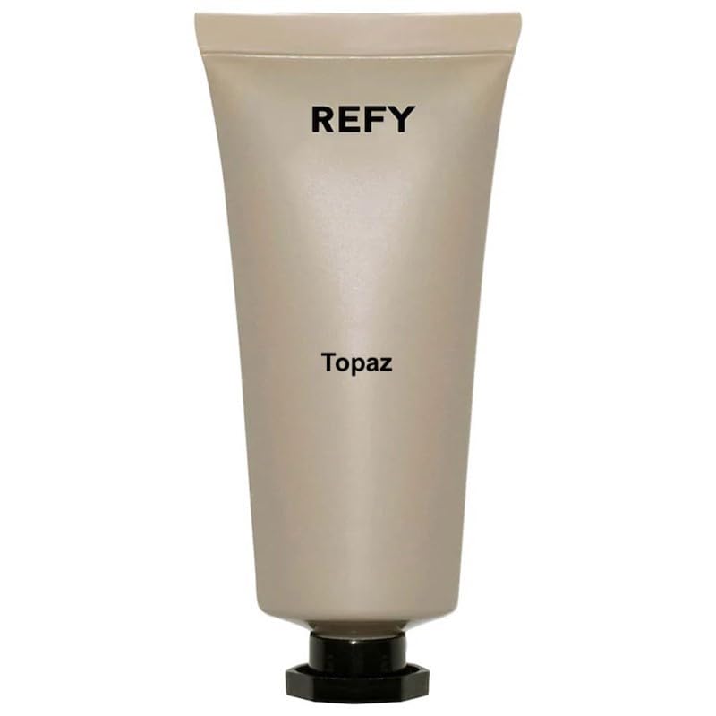 REFY Body Glow Highlighting Serum bottle pour for hydrating radiance.