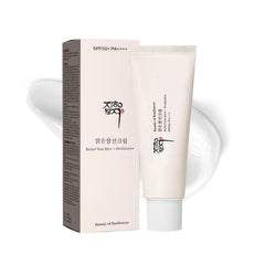 Renforcer Relief Sun packaging showcases organic UV protection for daily use.