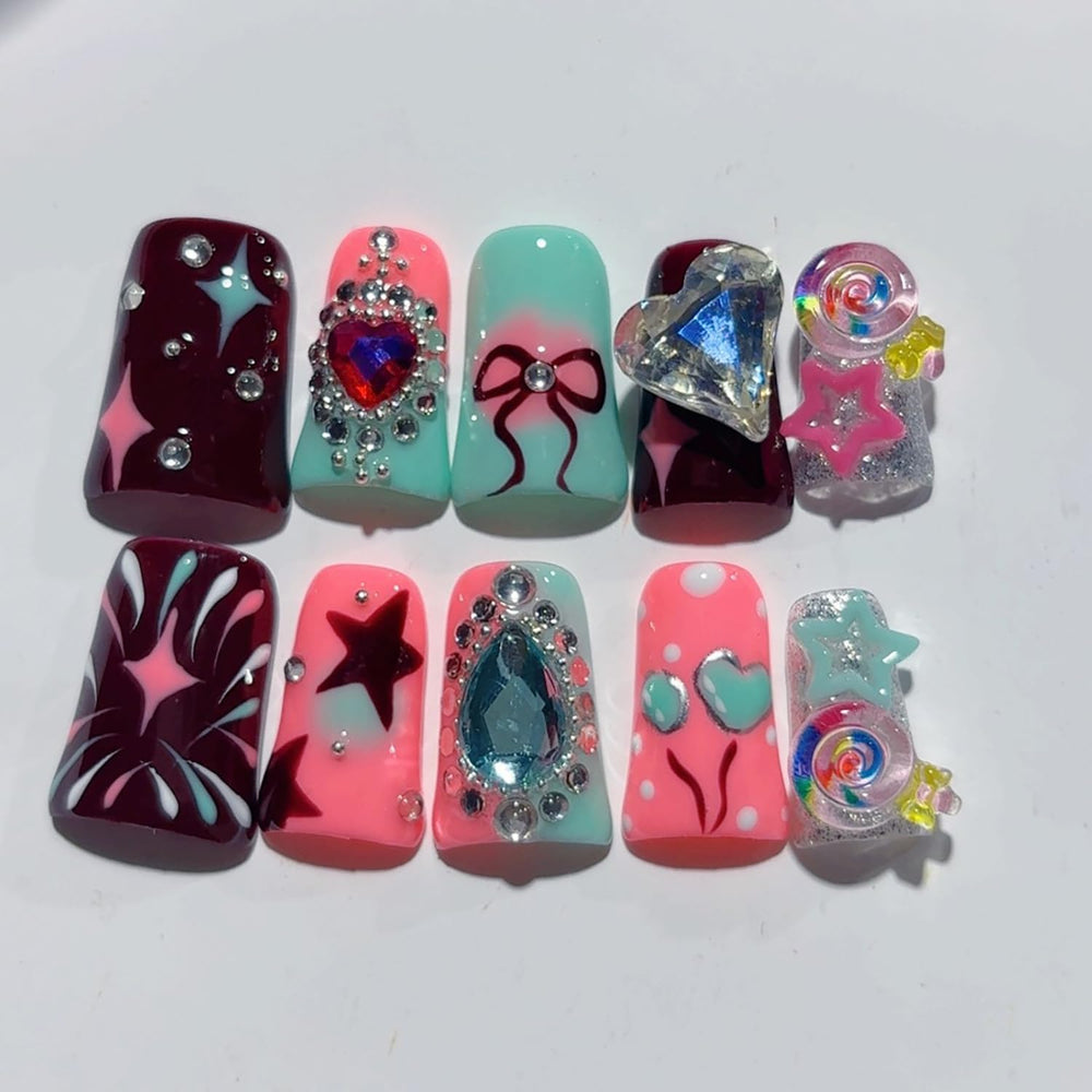 RIICFDD duck nails collection — playful shape for quick, party-ready glam.