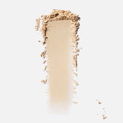Saie Airset powder texture closeup shows velvety, crease-free wear for everyday makeup.