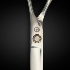 Saki Shears Musashi 7in in action for wet and dry cutting versatility