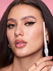 SHEGLAM Glide Control eyeliner waterproof-hold demonstrates smudge-resistant performance in real use.